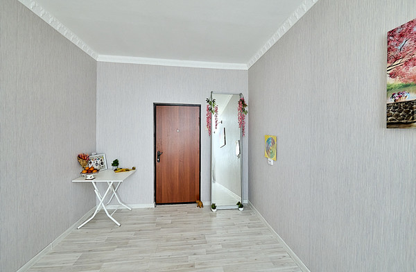 Продам комнату в 7-комн. квартире, Курляндская ул, 32А, Санкт-Петербург г