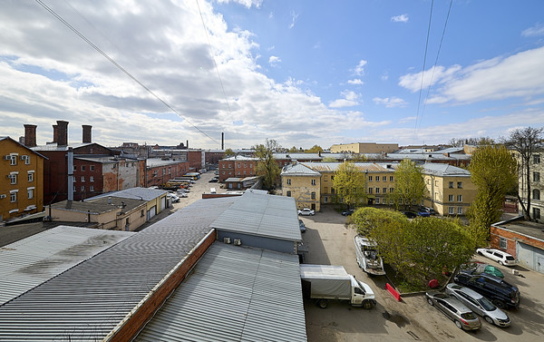 Продам комнату в 7-комн. квартире, Курляндская ул, 32А, Санкт-Петербург г