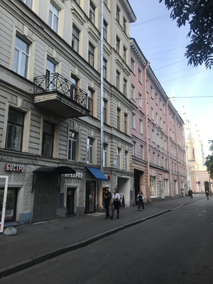 Продам комнату в 6-комн. квартире, Большой В.О. пр-кт, 25, Санкт-Петербург г