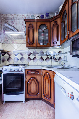 Продам трехкомнатную (3-комн.) квартиру, Турку ул, 12к6 литера А, Санкт-Петербург г