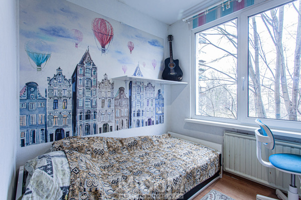 Продам трехкомнатную (3-комн.) квартиру, Турку ул, 12к6 литера А, Санкт-Петербург г