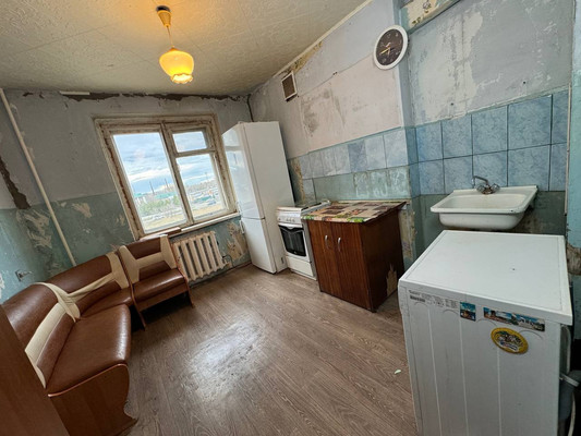 Продам трехкомнатную (3-комн.) квартиру, Магистральное ш, 25к2, Комсомольск-на-Амуре г