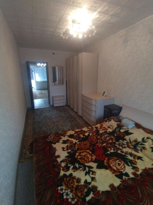 Продам двухкомнатную (2-комн.) квартиру, Карла Маркса ул, 78, Ишим г