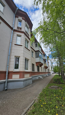 Продам двухкомнатную (2-комн.) квартиру, Гоголя ул, 4, Октябрьский г