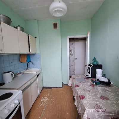 Продам двухкомнатную (2-комн.) квартиру, Индустриальный пр-кт, 17к3, Санкт-Петербург г