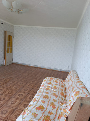 Продам трехкомнатную (3-комн.) квартиру, Фрунзе ул, 24, Красногвардейское пгт