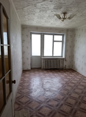 Продам трехкомнатную (3-комн.) квартиру, Фрунзе ул, 24, Красногвардейское пгт