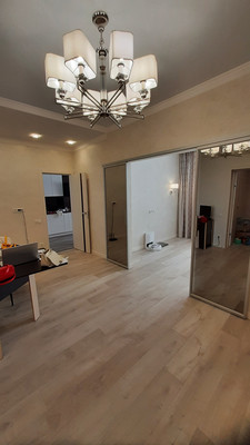 Продам трехкомнатную (3-комн.) квартиру, Балаклавская ул, 133, Симферополь г