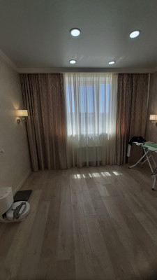 Продам трехкомнатную (3-комн.) квартиру, Балаклавская ул, 133, Симферополь г