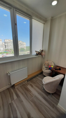 Продам трехкомнатную (3-комн.) квартиру, Балаклавская ул, 133, Симферополь г