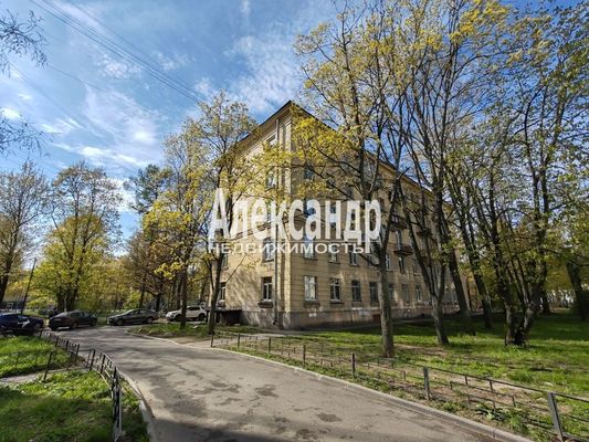 Продам двухкомнатную (2-комн.) квартиру, Республиканская ул, 18к2, Санкт-Петербург г
