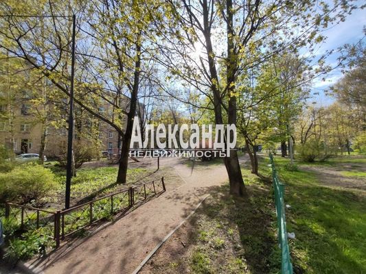 Продам двухкомнатную (2-комн.) квартиру, Республиканская ул, 18к2, Санкт-Петербург г