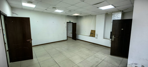 Продам коммерческое помещение 1 348 м2, Мира ул, 13, Иркутск г