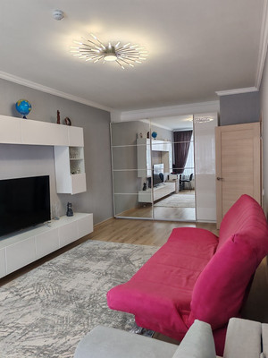 Продам однокомнатную (1-комн.) квартиру, Нижняя Хохловка ул, 8, Москва г