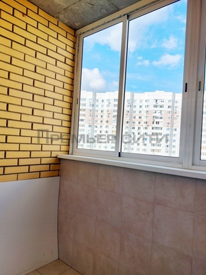 Продам трехкомнатную (3-комн.) квартиру, 65 лет Победы ул, 45, Калуга г