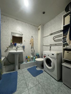 Продам трехкомнатную (3-комн.) квартиру, Диановых ул, 4, Иваново г
