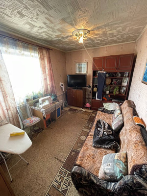 Продам трехкомнатную (3-комн.) квартиру, 18 мкр, 4, Ангарск г