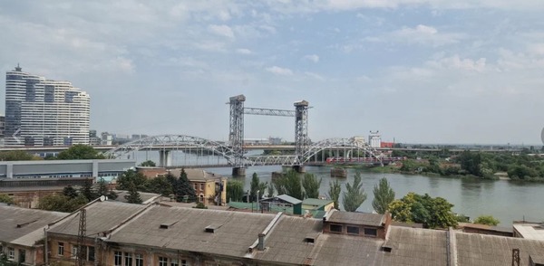 Продам однокомнатную (1-комн.) квартиру, Привокзальная пл, 3, Ростов-на-Дону г
