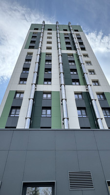 Продам двухкомнатную (2-комн.) квартиру, Петрозаводская ул, 43, Сыктывкар г