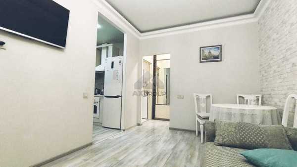 Продам двухкомнатную (2-комн.) квартиру, Каспийская (Адлерский р-н) ул, 42Б, Сочи г
