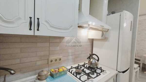 Продам двухкомнатную (2-комн.) квартиру, Каспийская (Адлерский р-н) ул, 42Б, Сочи г