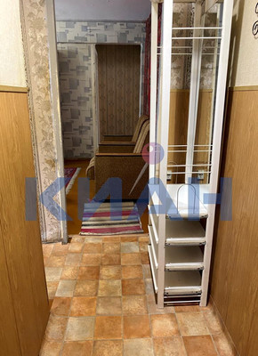 Продам трехкомнатную (3-комн.) квартиру, Сибирский пер, 6, Красноярск г