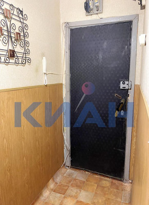 Продам трехкомнатную (3-комн.) квартиру, Сибирский пер, 6, Красноярск г
