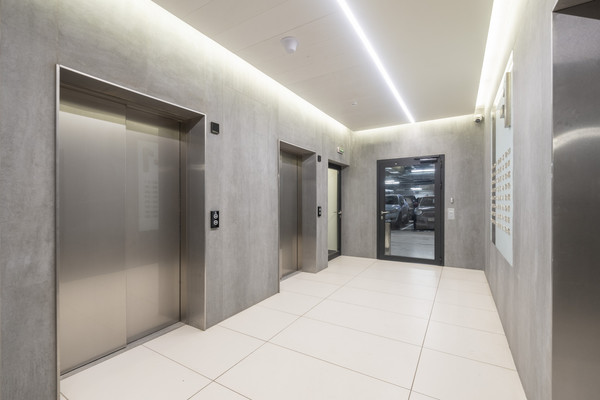 Продам трехкомнатную (3-комн.) квартиру, Янковского ул, 1к1, Москва г