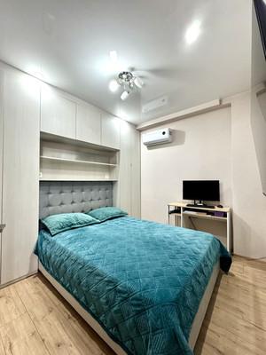 Продам двухкомнатную (2-комн.) квартиру, Самаровская ул, 1, Ханты-Мансийск г