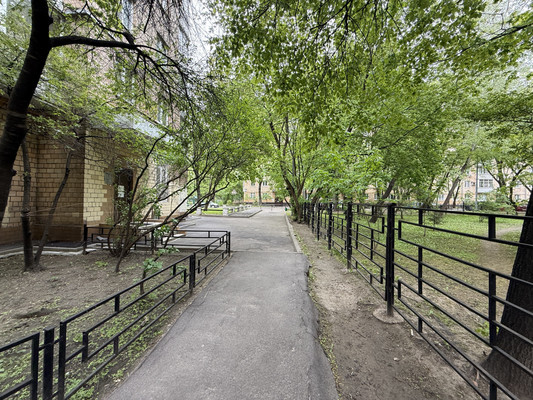 Продам двухкомнатную (2-комн.) квартиру, Усиевича ул, 13, Москва г