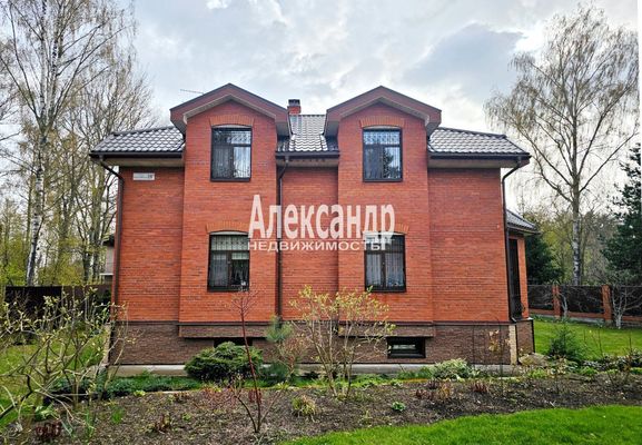 Продам дом, Курортная ул, 18Б, Зеленогорск г, 1 км от города