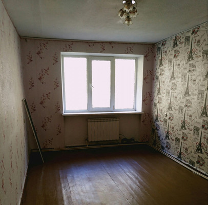 Продам трехкомнатную (3-комн.) квартиру, Московская ул, 122, Джанкой г
