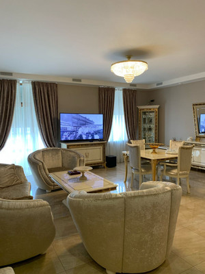 Продам трехкомнатную (3-комн.) квартиру, Профсоюзная ул, 24к1, Москва г