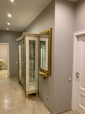 Продам трехкомнатную (3-комн.) квартиру, Профсоюзная ул, 24к1, Москва г