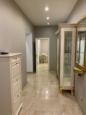 Продам трехкомнатную (3-комн.) квартиру, Профсоюзная ул, 24к1, Москва г