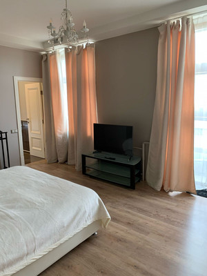 Продам трехкомнатную (3-комн.) квартиру, Профсоюзная ул, 24к1, Москва г