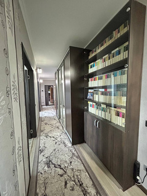 Продам многокомнатную квартиру, Бела Куна ул, 21, Симферополь г