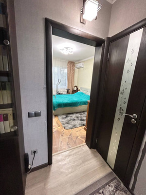 Продам многокомнатную квартиру, Бела Куна ул, 21, Симферополь г