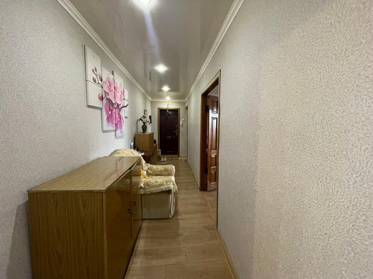 Продам трехкомнатную (3-комн.) квартиру, Серова ул, 474, Ставрополь г