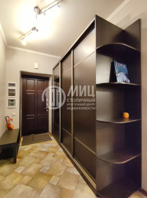 Продам трехкомнатную (3-комн.) квартиру, Новопесчаная ул, 21к1, Москва г