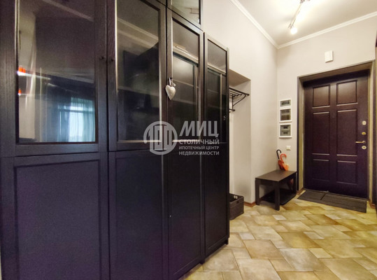 Продам трехкомнатную (3-комн.) квартиру, Новопесчаная ул, 21к1, Москва г