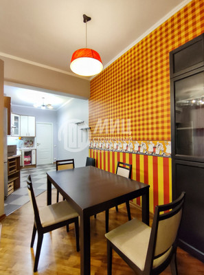 Продам трехкомнатную (3-комн.) квартиру, Новопесчаная ул, 21к1, Москва г