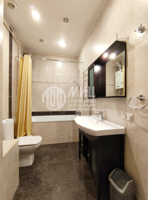 Продам трехкомнатную (3-комн.) квартиру, Новопесчаная ул, 21к1, Москва г