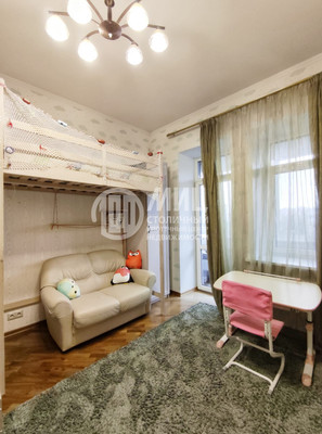 Продам трехкомнатную (3-комн.) квартиру, Новопесчаная ул, 21к1, Москва г