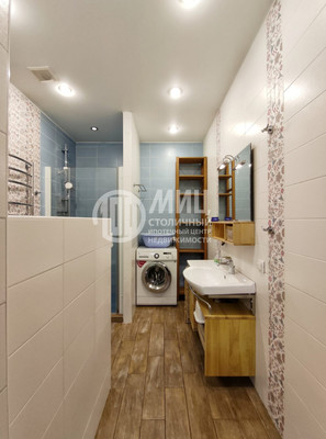 Продам трехкомнатную (3-комн.) квартиру, Новопесчаная ул, 21к1, Москва г