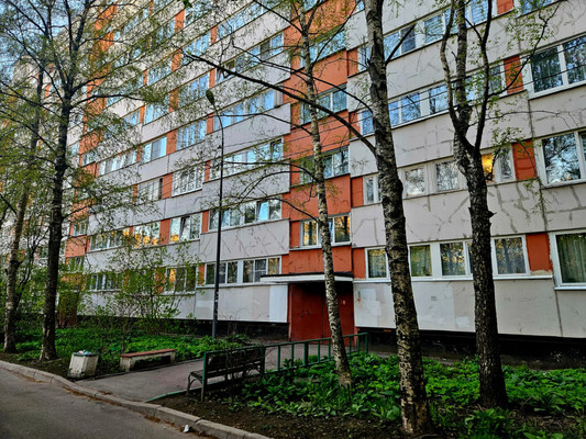 Продам 2-комн. в 3-комн. квартире, Зины Портновой ул, 21Ак2, Санкт-Петербург г