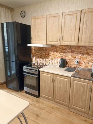 Продам однокомнатную (1-комн.) квартиру, Советский пр-кт, 39к1, Сестрорецк г