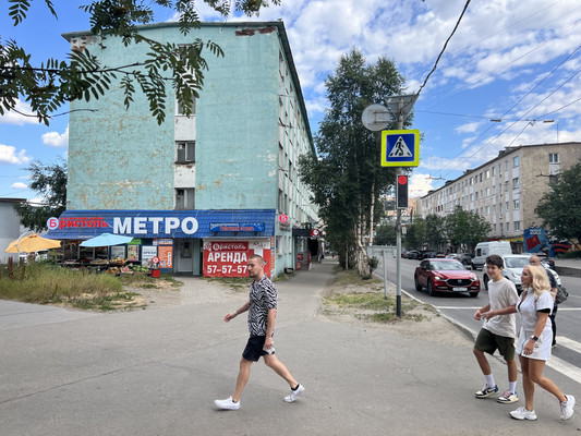 Сдам коммерческое помещение 180 м2, Кирова пр-кт, 54, Мурманск г
