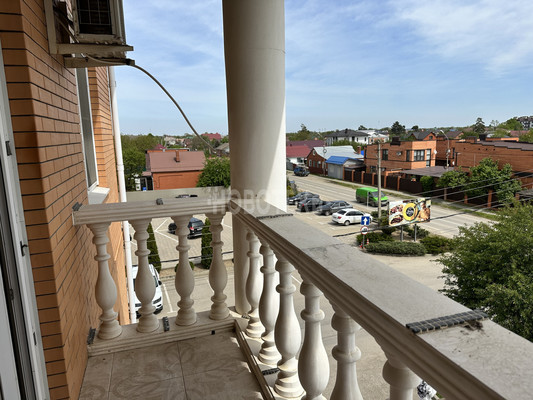 Продам трехкомнатную (3-комн.) квартиру, 50 лет Октября ул, 37, Северская ст-ца