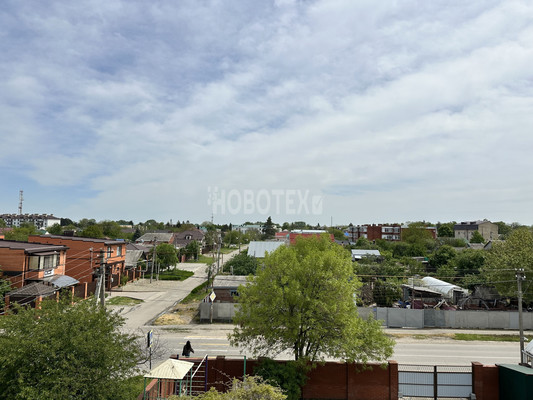 Продам трехкомнатную (3-комн.) квартиру, 50 лет Октября ул, 37, Северская ст-ца